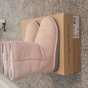 Classic 5251 K/BPNK UGGs boots